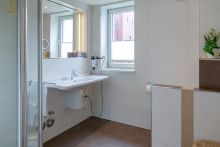 Appartement 10 - Blick in das Badezimmer